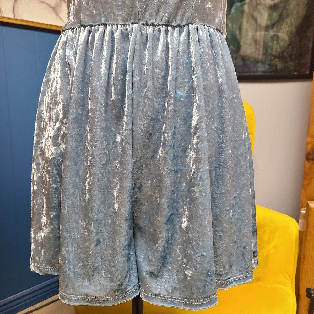 Rue21 Velour Low Back Spaghetti Strap Romper Size M - Picture 5 of 10